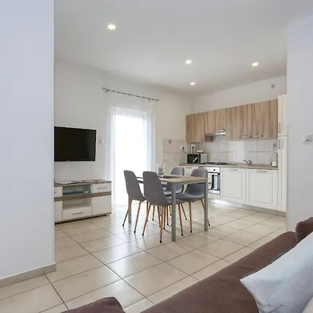 Apartmani Natali Lägenhet Zadar